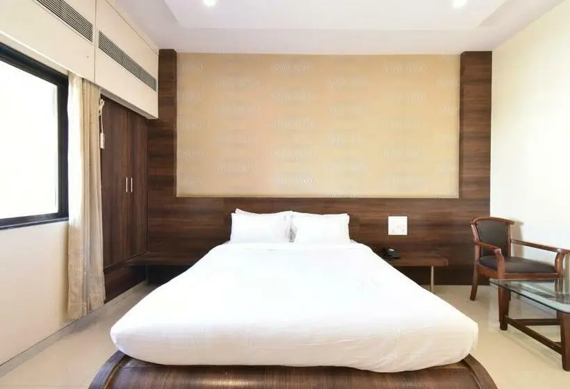 Habitació Deluxe, Sai Sparsh 150 Meters From Saibaba Temple