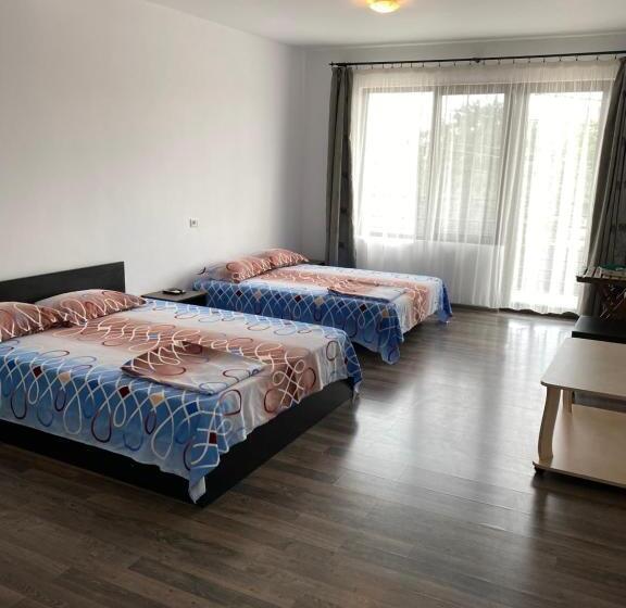 اتاق استاندارد چهار تخته, Vila Isabela