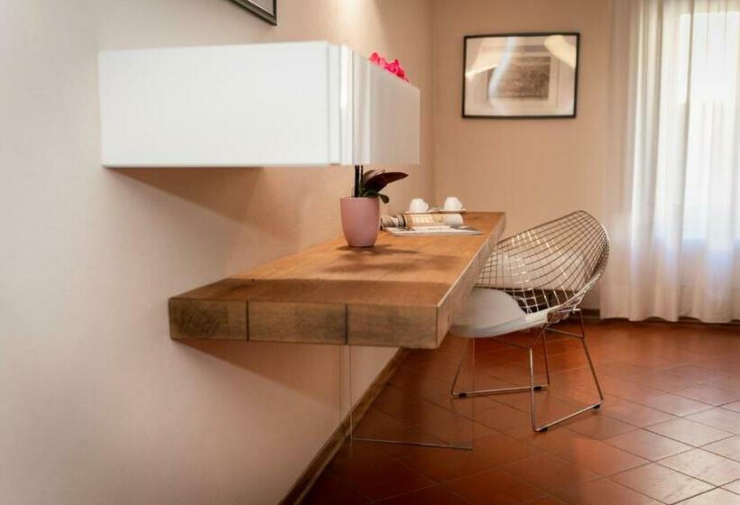 スタンダードルーム, Certosa Di Pontignano Residenza D'epoca