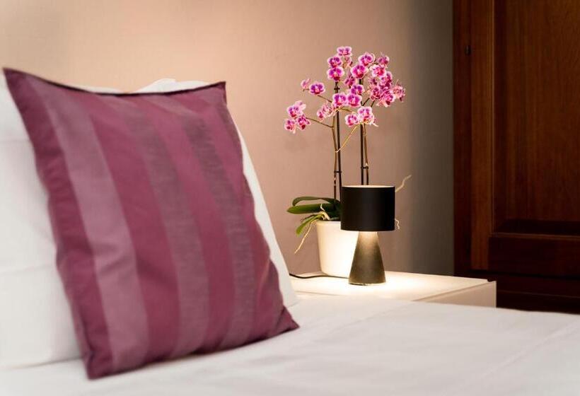 スタンダードルーム, Certosa Di Pontignano Residenza D'epoca