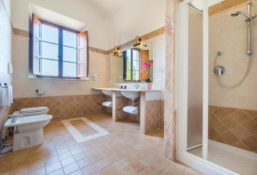 デラックスルーム, Certosa Di Pontignano Residenza D'epoca