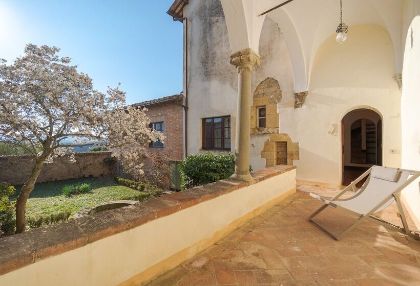 ３ベッドルームアパートメント, Certosa Di Pontignano Residenza D'epoca