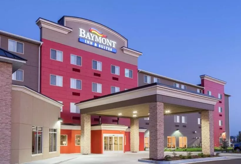 キングサイズベッドのスイートルーム, Baymont By Wyndham Grand Forks