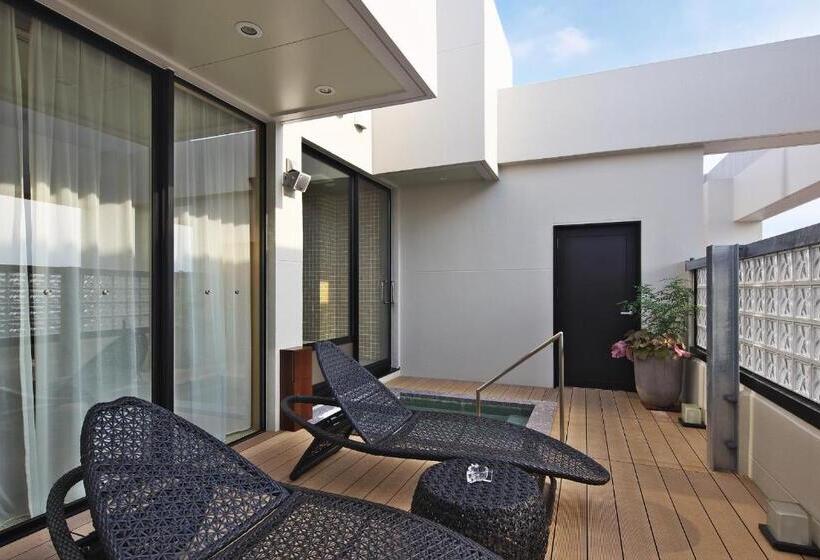 Quarto Deluxe, Coco Grand