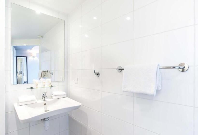 스탠다드 트리플 룸, Dios