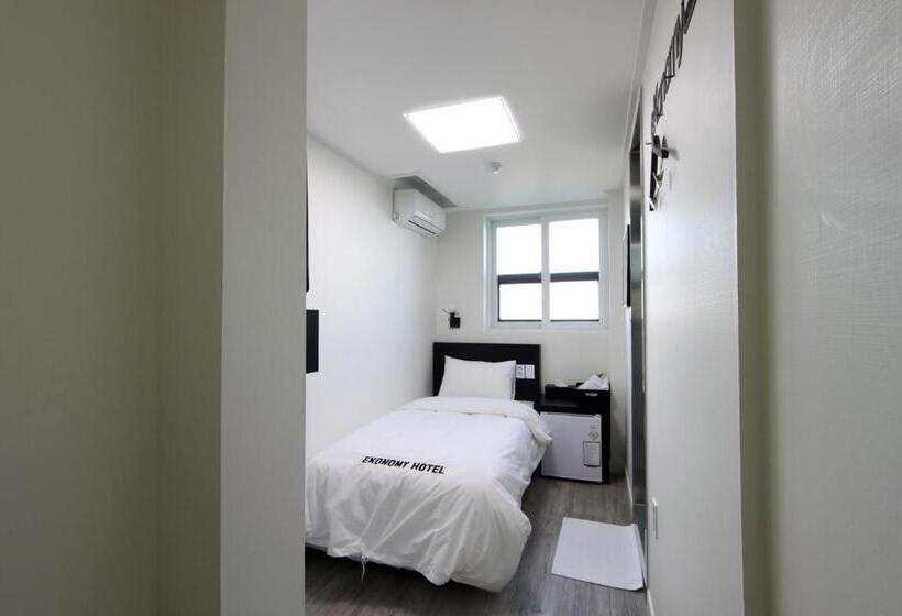 스탠다드 싱글 룸, Ekonomy Hotel Incheon