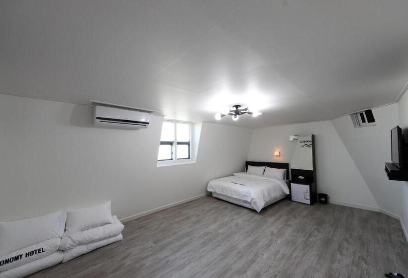 패밀리 룸, Ekonomy Hotel Incheon