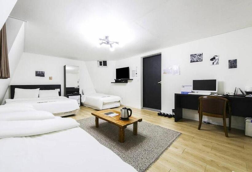 غرفة عائلية, Ekonomy Hotel Incheon