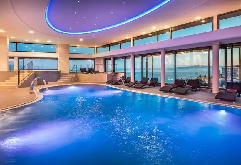 オーシャンビュースーペリアールーム, Grand Hotel Adriatic