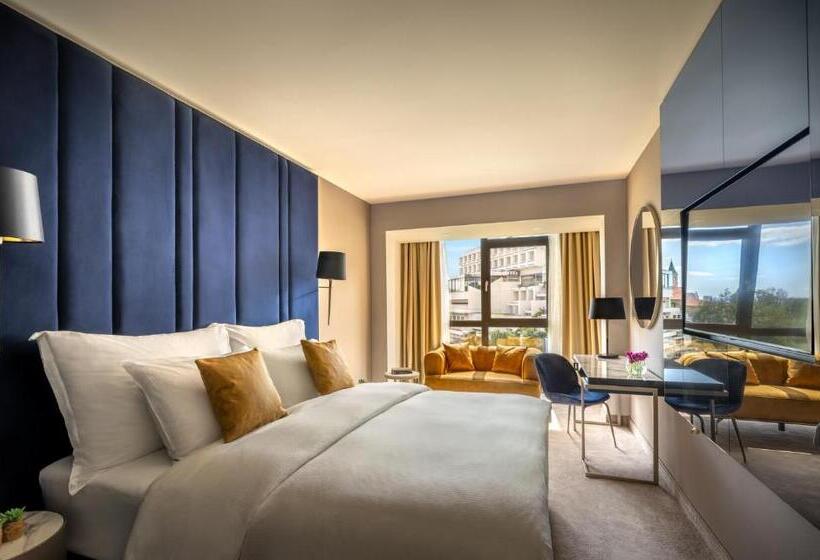 Номер Superior Боковой Вид на Море, Grand Hotel Adriatic