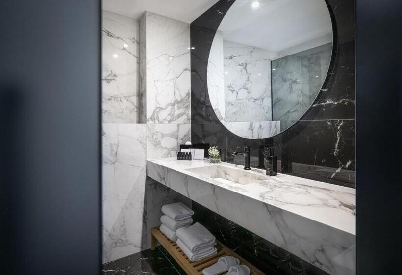 Трехместный Номер Классика, Grand Hotel Adriatic