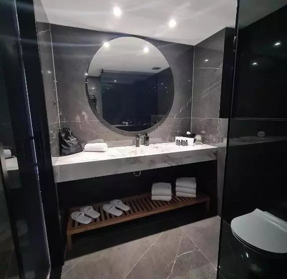スーペリアトリプルルーム, Grand Hotel Adriatic