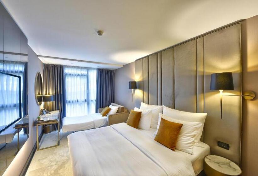 Трехместный Номер Премиум, Grand Hotel Adriatic