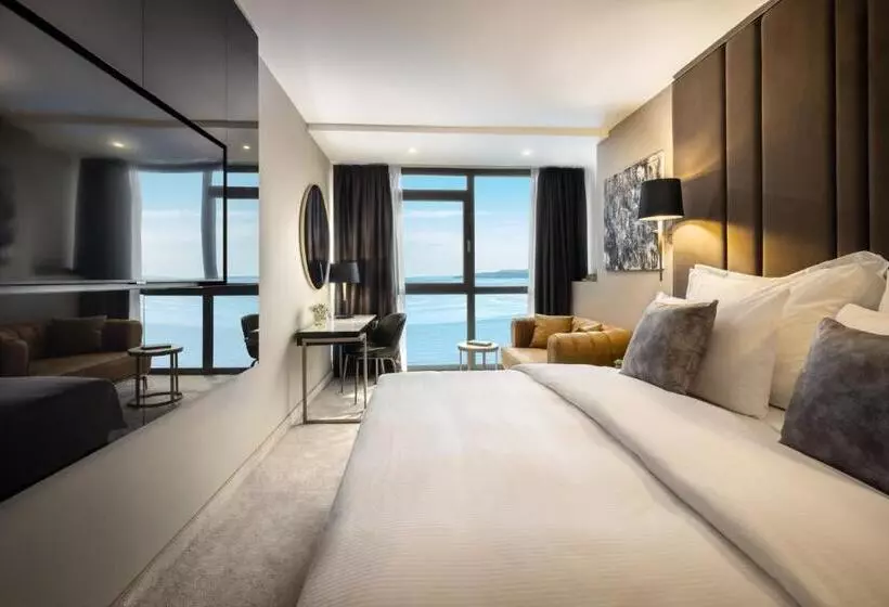 プレミアムトリプルルーム, Grand Hotel Adriatic