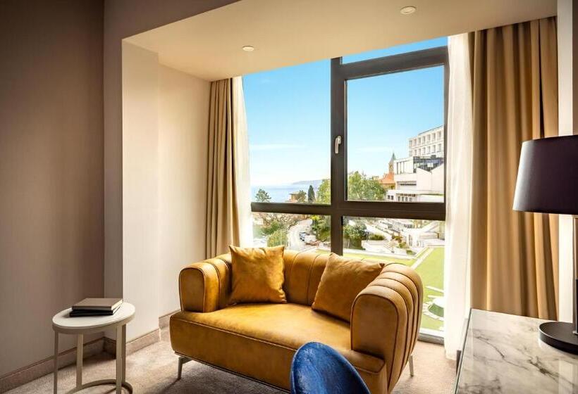 Номер Superior Боковой Вид на Море, Grand Hotel Adriatic