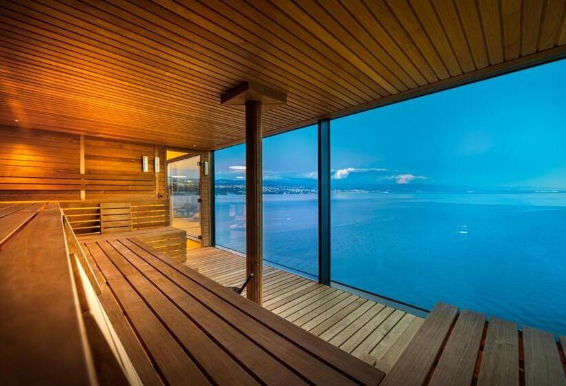 اتاق پرمیوم با چشم‌انداز دریا, Grand Hotel Adriatic
