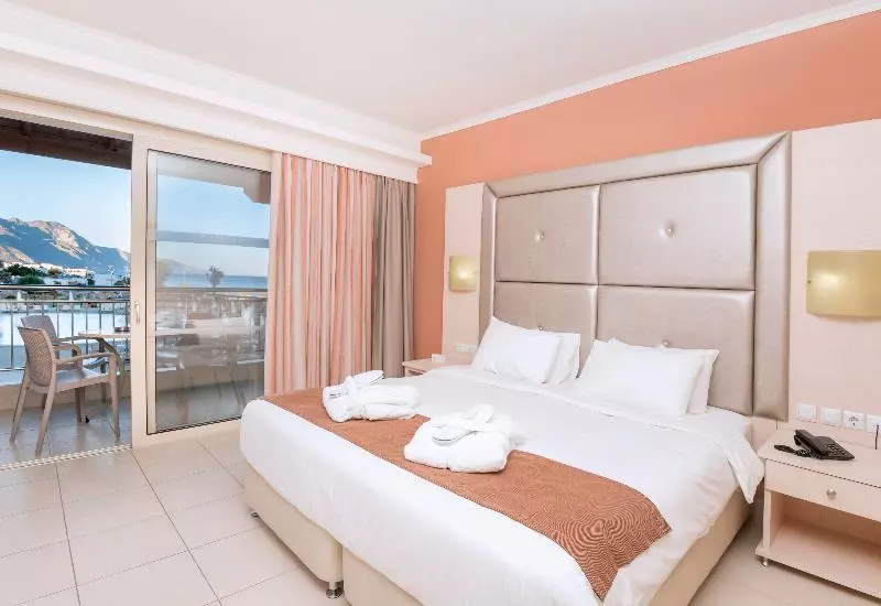 Junior Suite Vue Mer, Grand Blue Beach