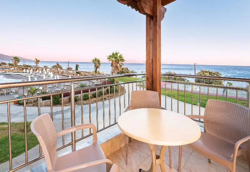 Junior Suite Vue Mer, Grand Blue Beach