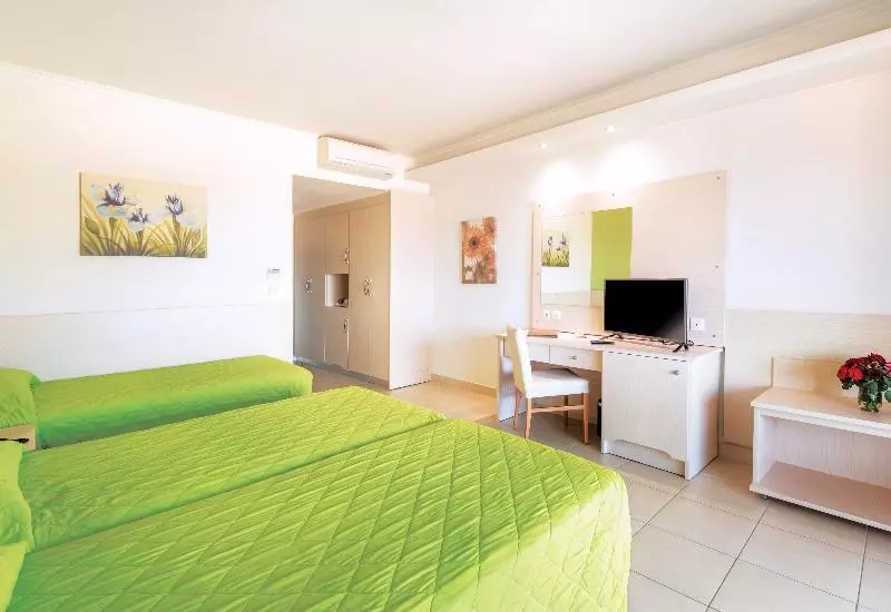 Chambre Standard Individuelle, Grand Blue Beach
