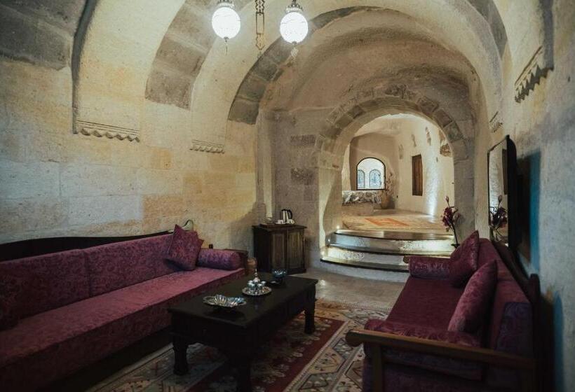 جناح, Hu Of Cappadocia Special Class