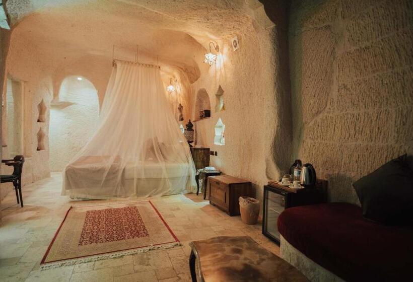 جناح ديلوكس, Hu Of Cappadocia Special Class