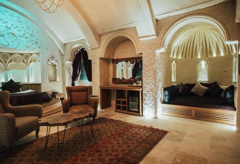 جناح سرير كينج, Hu Of Cappadocia Special Class