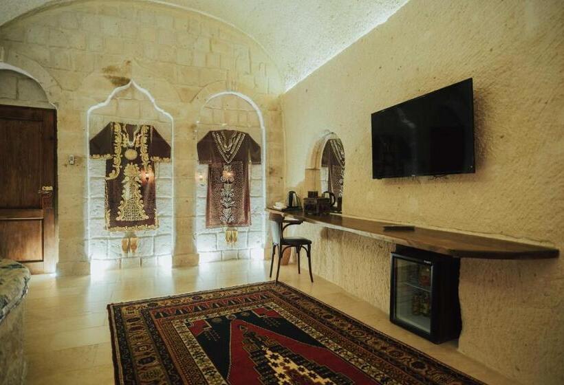 디럭스 스위트, Hu Of Cappadocia   Special Class