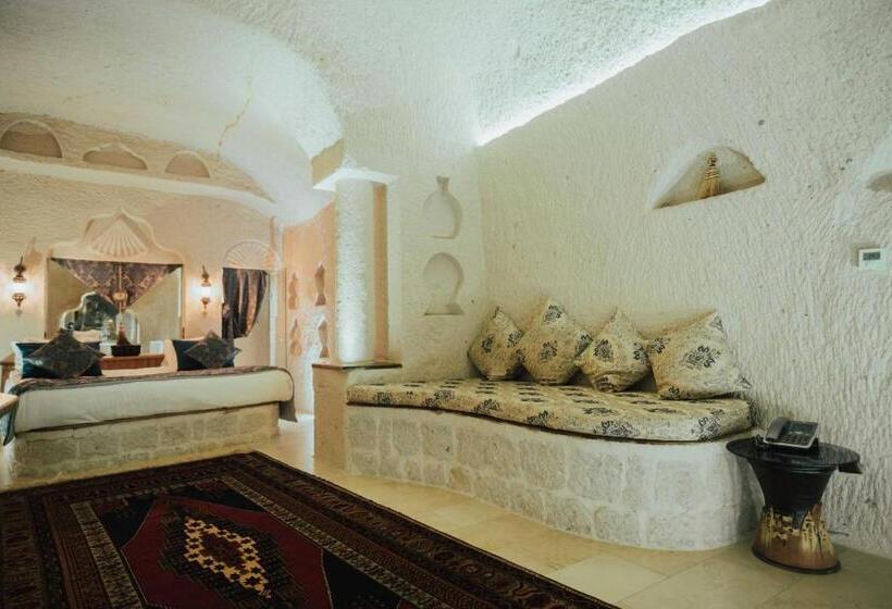 디럭스 스위트, Hu Of Cappadocia   Special Class