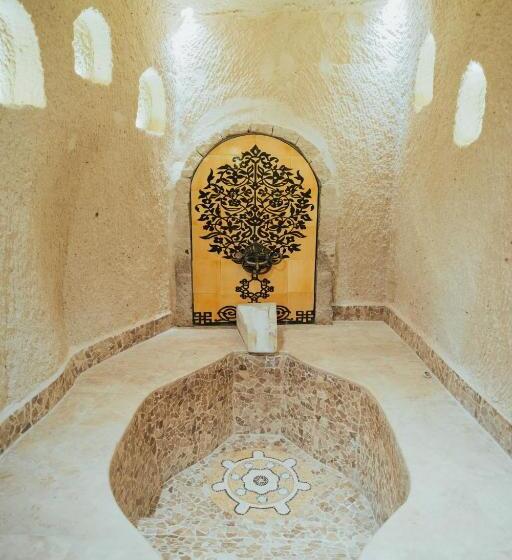 جناح ديلوكس, Hu Of Cappadocia Special Class