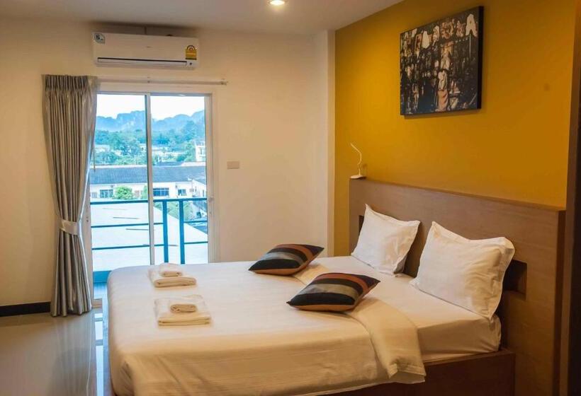 اتاق سوپریور, Krabi Cinta House