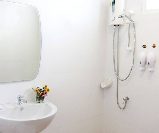 اتاق سوپریور, Krabi Cinta House