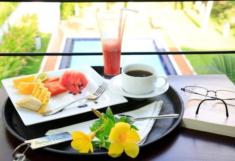 豪华三人间, Nature Trails Boutique