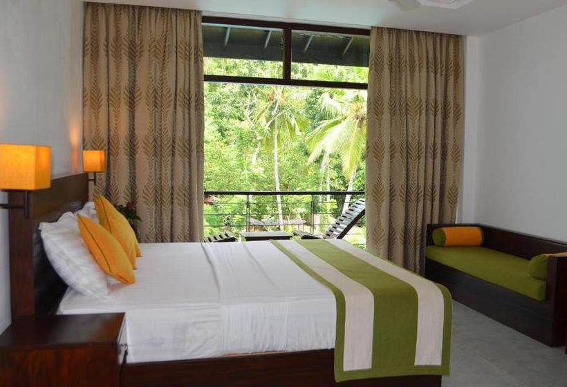 豪华三人间, Nature Trails Boutique