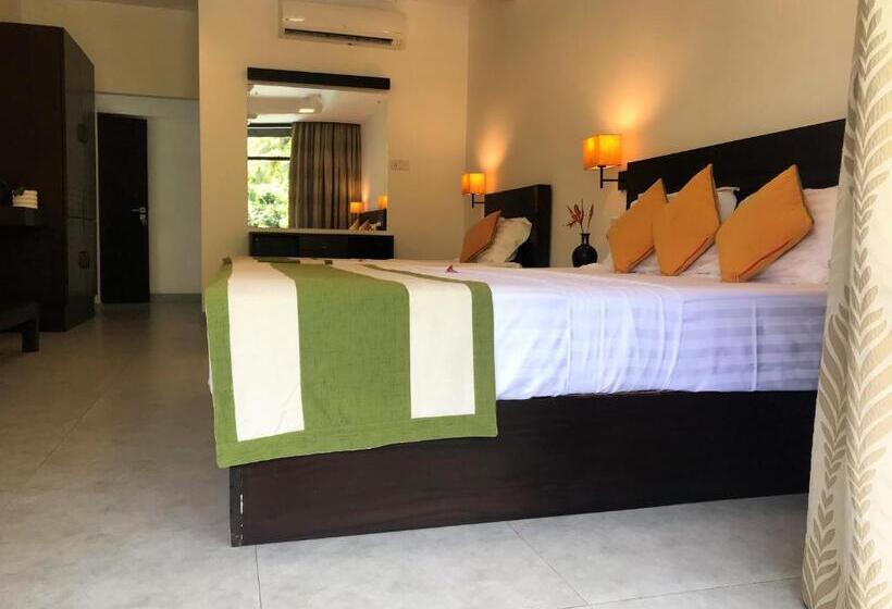 豪华三人间, Nature Trails Boutique