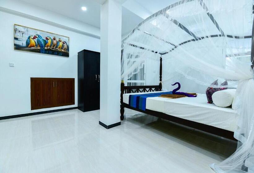 חדר סטנדרט נוף לים, Peacock