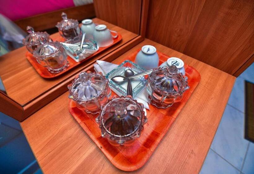 חדר סטנדרט נוף לים, Peacock