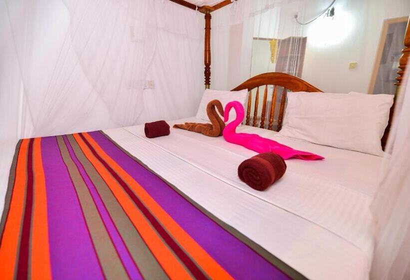 חדר סטנדרט נוף לים, Peacock