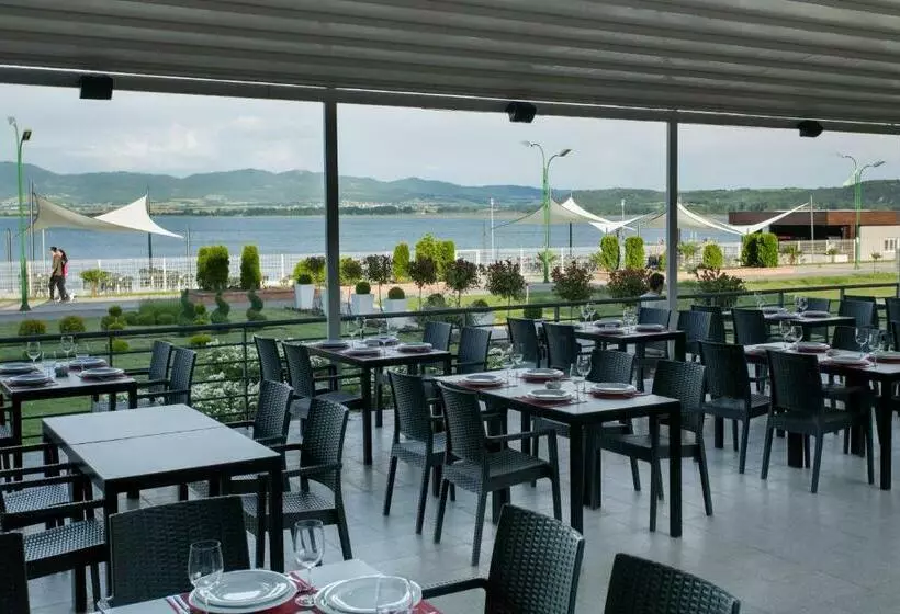 اتاق استاندارد یک نفره, Romantique Plaza Dojran