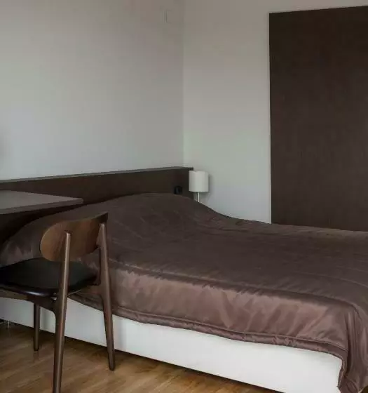 اتاق استاندارد یک نفره, Romantique Plaza Dojran