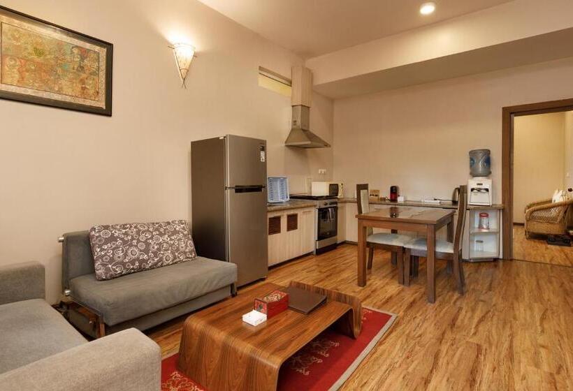 آپارتمان 1 خوابه با چشمانداز باغ, Shaligram Hotel & Spa