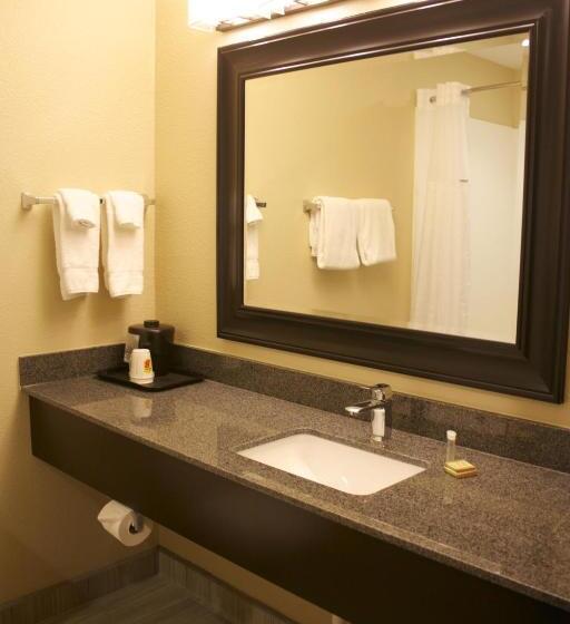 デラックスルーム, Super 8 By Wyndham Copley Akron