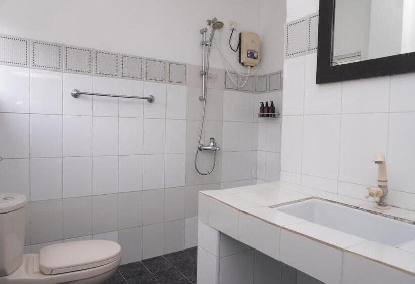 غرفة قياسية, Surf Una Beach