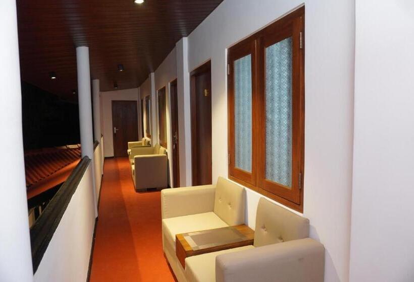 غرفة ديلوكس ثلاثية مطلة على البحر, Surf Una Beach