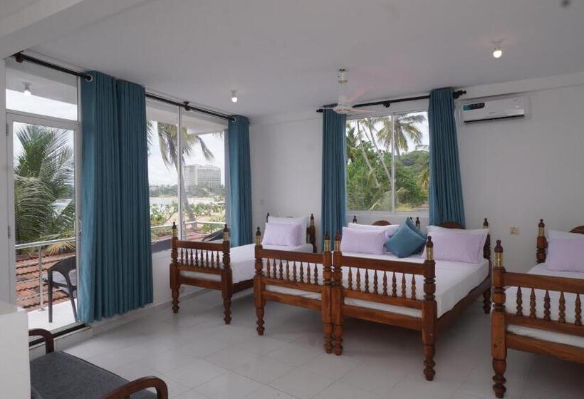 غرفة عائلية مطلّة علي البحر, Surf Una Beach