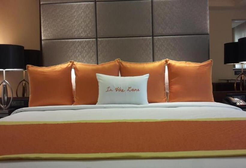 4인용 스탠다드 룸, Zone By The Park , Bani Park Jaipur