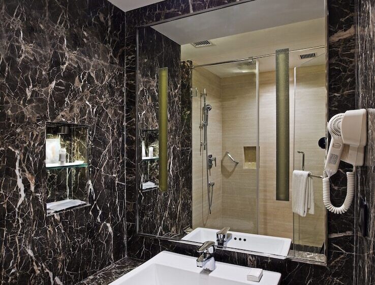 4인용 스탠다드 룸, Zone By The Park , Bani Park Jaipur