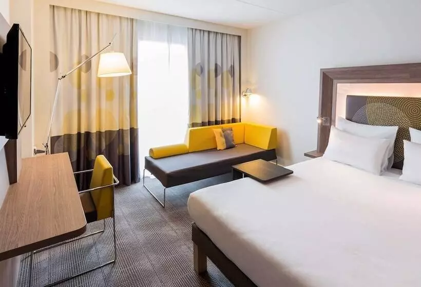 ダブルベッドスタンダードルーム, Novotel Amsterdam Schiphol Airport