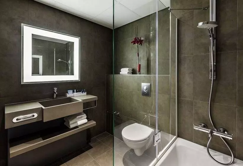 ダブルベッドスタンダードルーム, Novotel Amsterdam Schiphol Airport