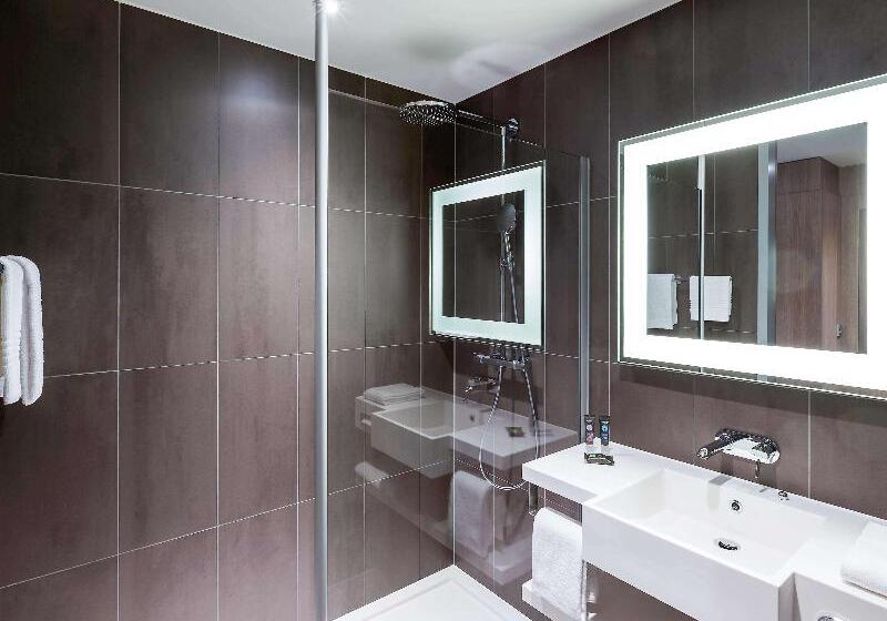 Полулюкс, Novotel Amsterdam Schiphol Airport