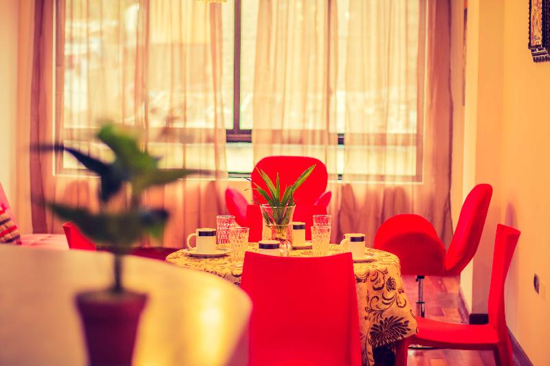 1 Szobás Apartman, & Apartments Rhd